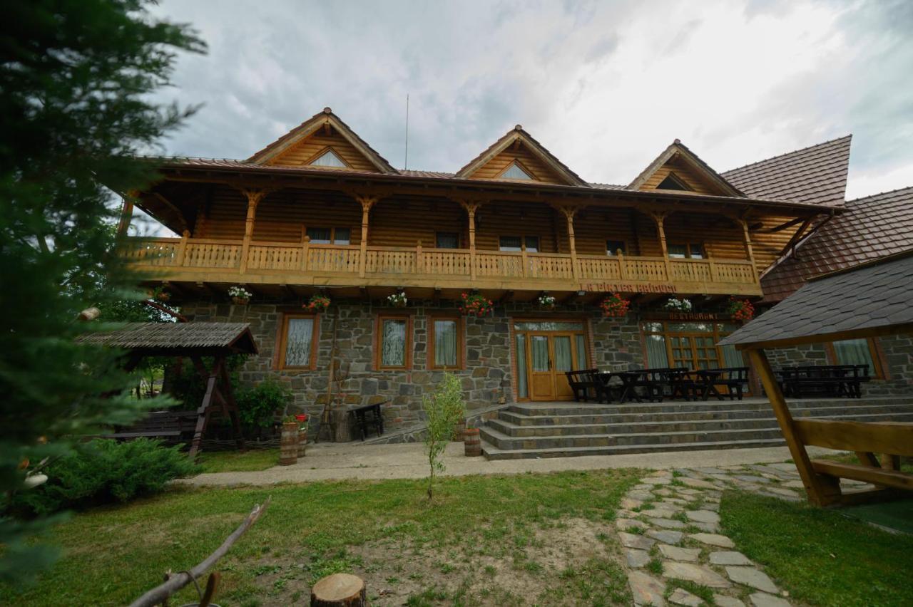 La pintea haiducu Deseşti Exterior foto