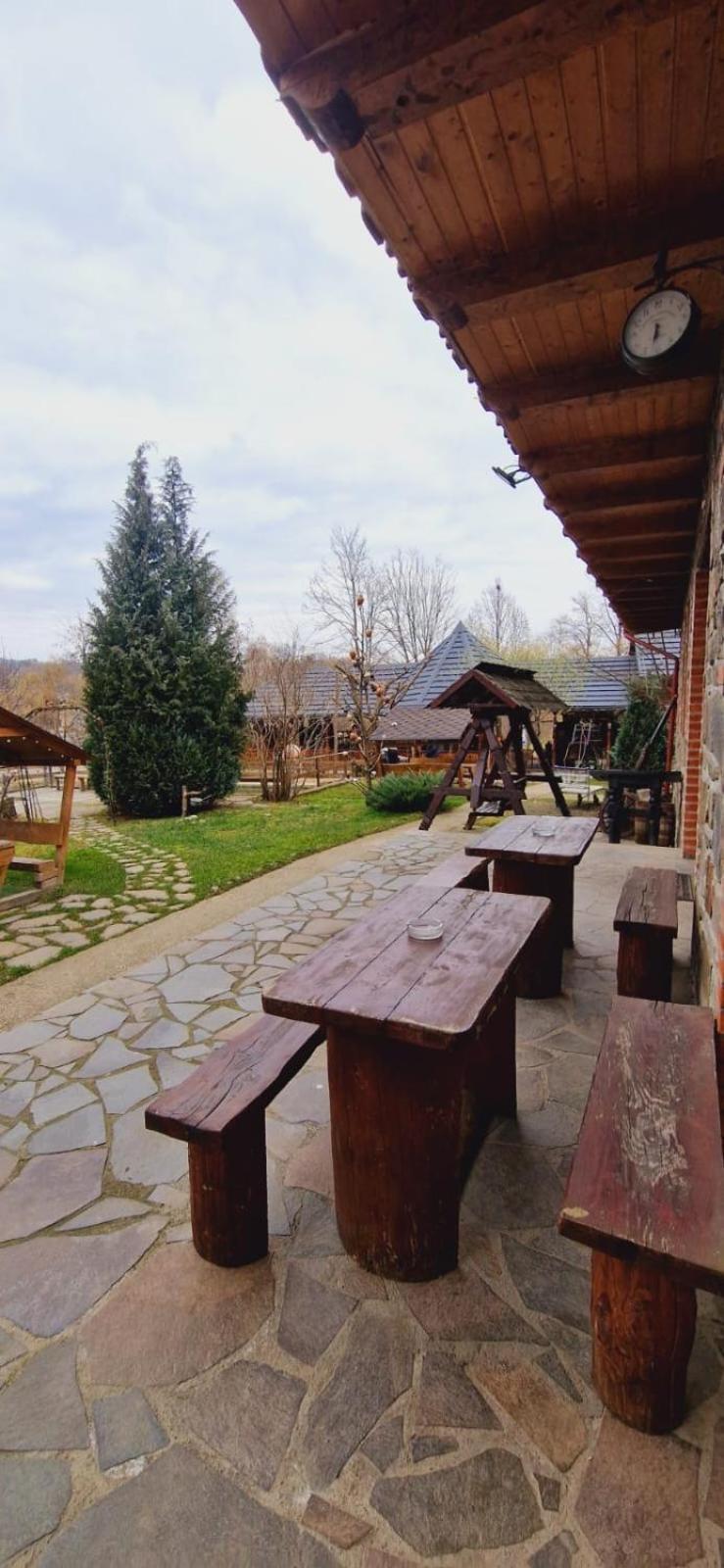 La pintea haiducu Deseşti Exterior foto