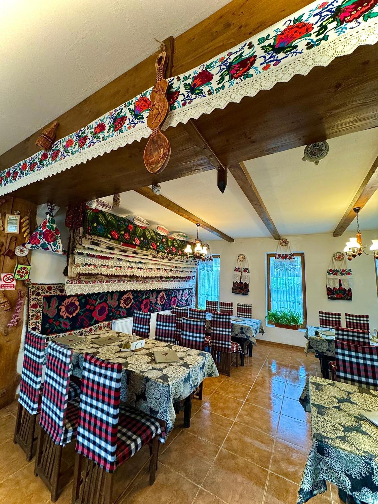 La pintea haiducu Deseşti Exterior foto