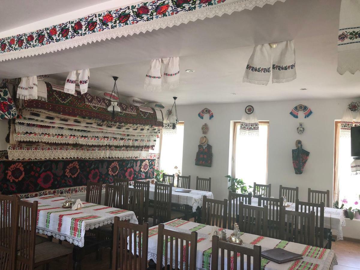 La pintea haiducu Deseşti Exterior foto